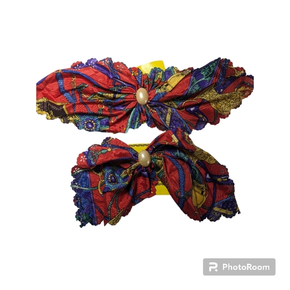 Hair Accessories. 1 Pair of Hair Clips. NWT. - Picture 6 of 9